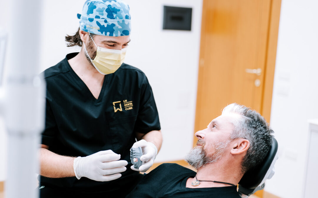 Impianti dentali: quanto costano davvero? La guida per capire il prezzo senza errori