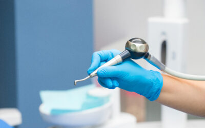 Igiene dentale con Airflow: cos’è e perché è diversa dalla pulizia tradizionale